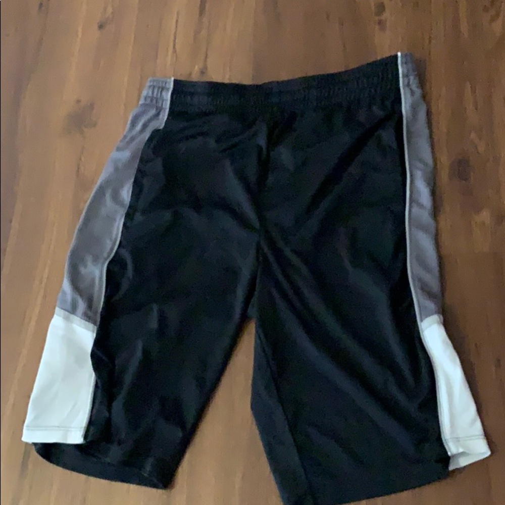 Men’s basketball shorts